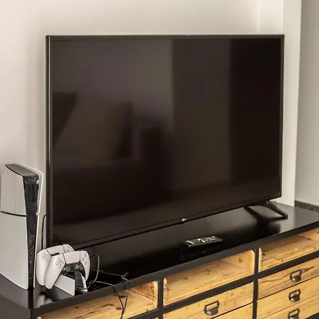 Villa Fig Tree Bay Residences 7 *