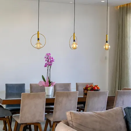 Fig Tree Bay Residences 7 וילה