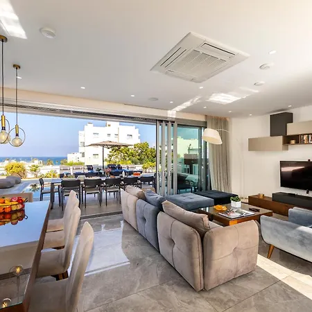 Fig Tree Bay Residences 7 * Протарас