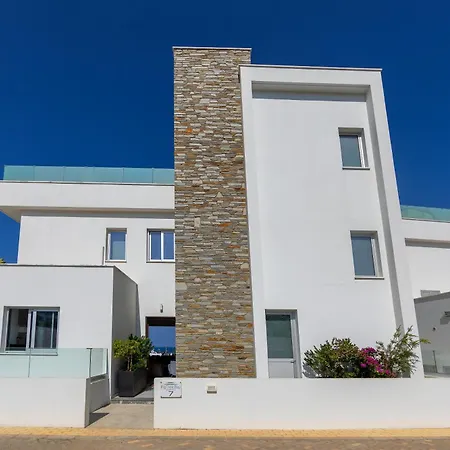 Fig Tree Bay Residences 7 Вилла Протарас