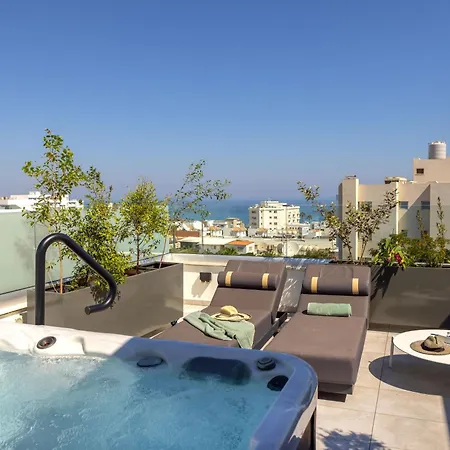 Fig Tree Bay Residences 7 פרוטאראס