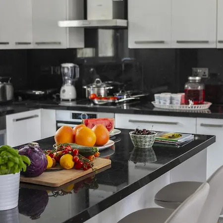 Fig Tree Bay Residences 7 Вилла Протарас