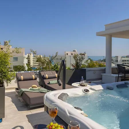 Fig Tree Bay Residences 7 *