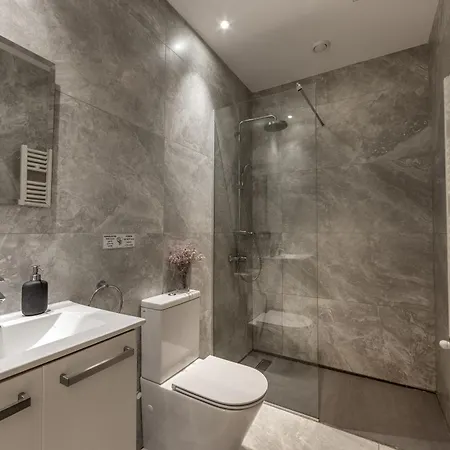 别墅 Fig Tree Bay Residences 7 *