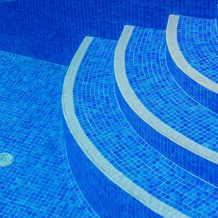 Fig Tree Bay Residences 7 *