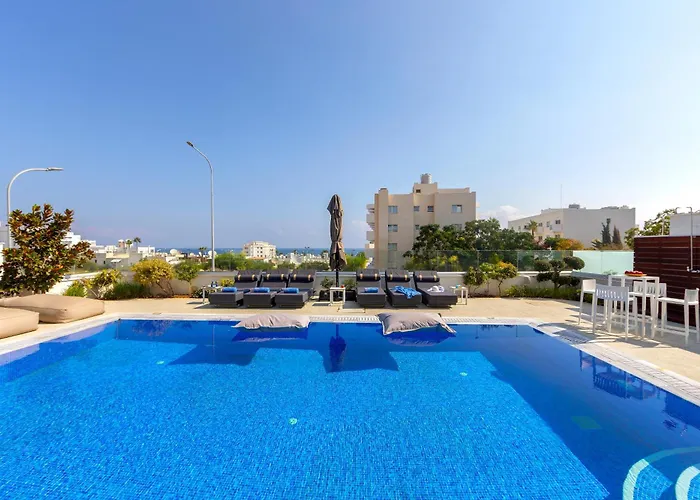 Villa Fig Tree Bay Residences 7