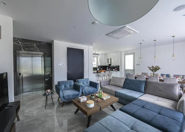 Villa Fig Tree Bay Residences 7 *