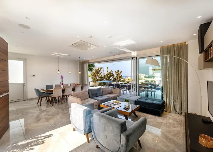 Fig Tree Bay Residences 7 Villa Protaras