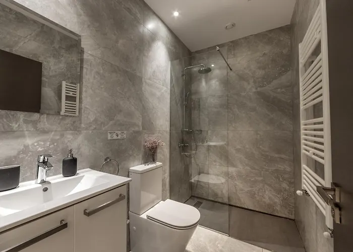 Villa Fig Tree Bay Residences 7 *