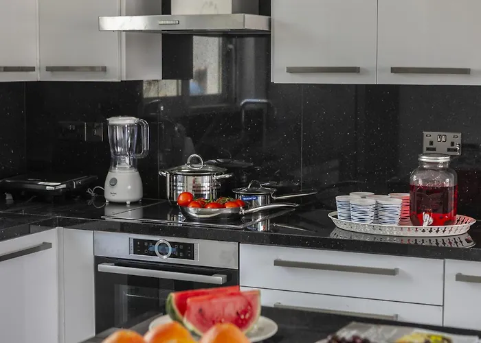 Villa Fig Tree Bay Residences 7